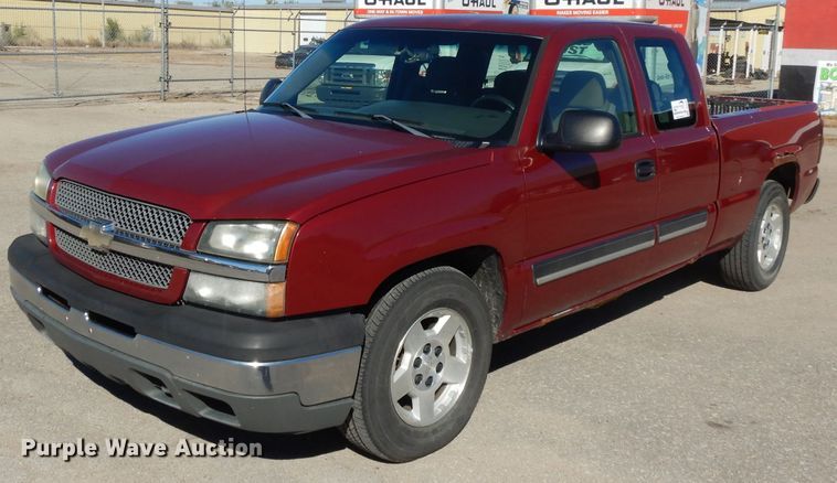 image for item DH3390 2005 Chevrolet Silverado 1500  Ext. Cab pickup truck