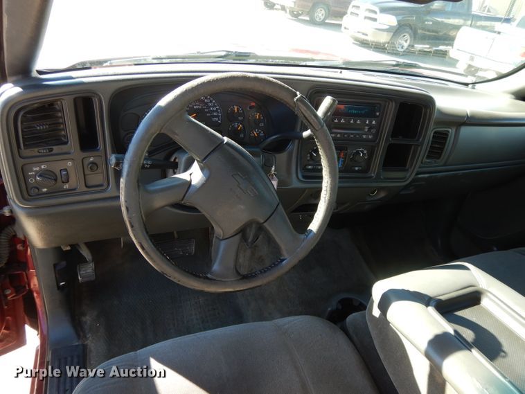 image for item DH3390 2005 Chevrolet Silverado 1500  Ext. Cab pickup truck