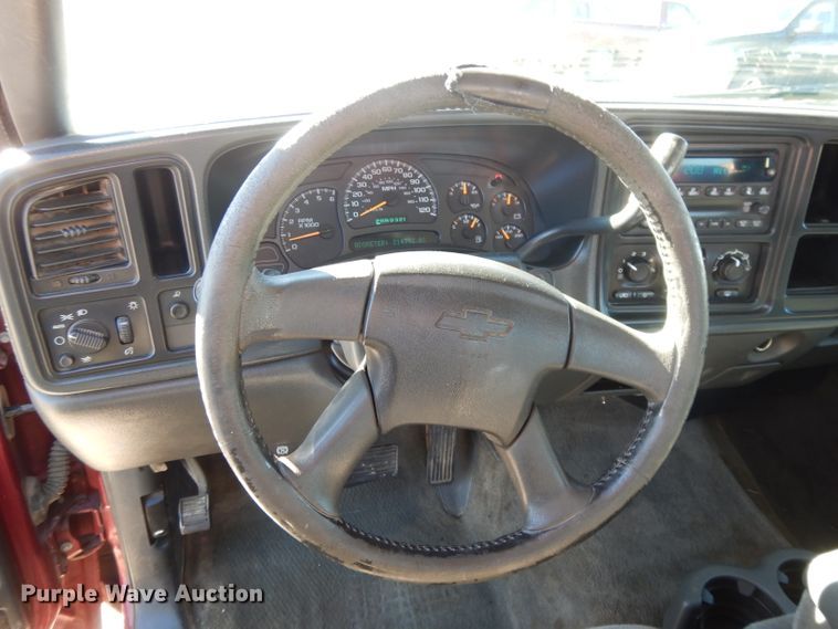 image for item DH3390 2005 Chevrolet Silverado 1500  Ext. Cab pickup truck