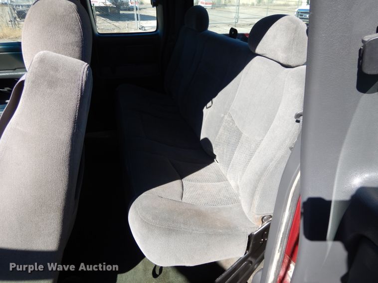 image for item DH3390 2005 Chevrolet Silverado 1500  Ext. Cab pickup truck