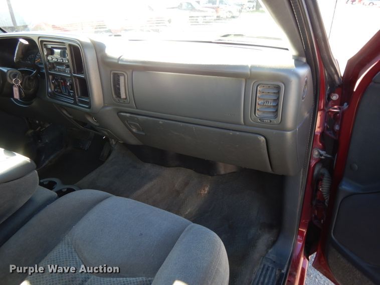 image for item DH3390 2005 Chevrolet Silverado 1500  Ext. Cab pickup truck