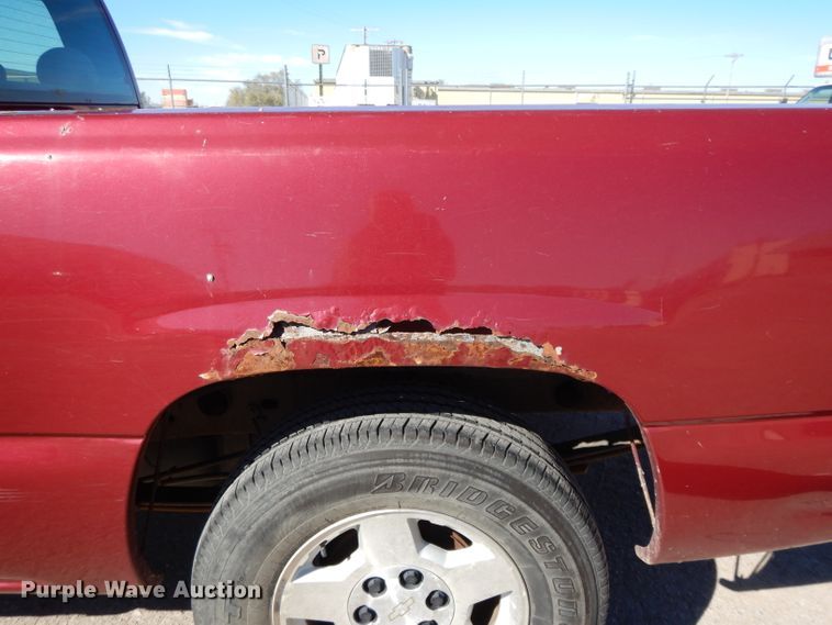 image for item DH3390 2005 Chevrolet Silverado 1500  Ext. Cab pickup truck