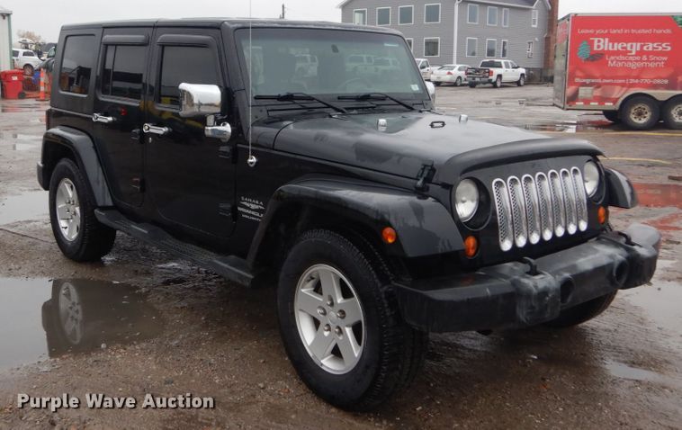 image for item DH5229 2007 Jeep Wrangler Unlimited Sahara  SUV