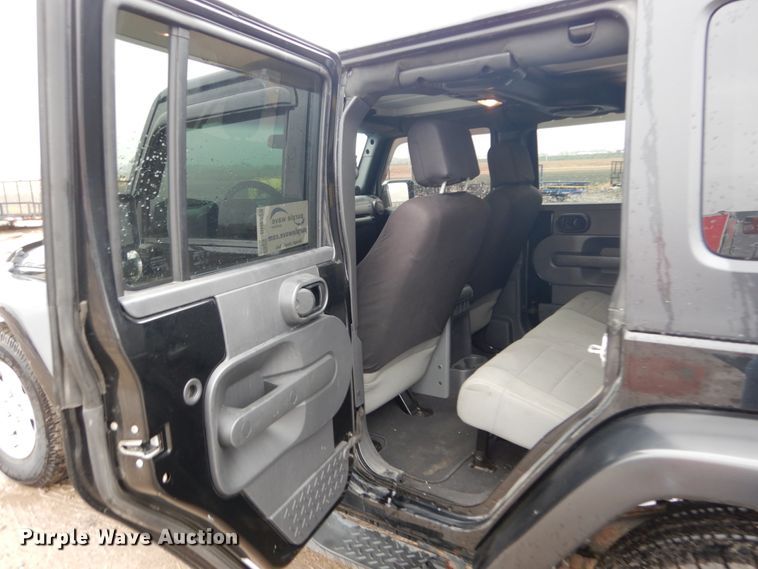 image for item DH5229 2007 Jeep Wrangler Unlimited Sahara  SUV