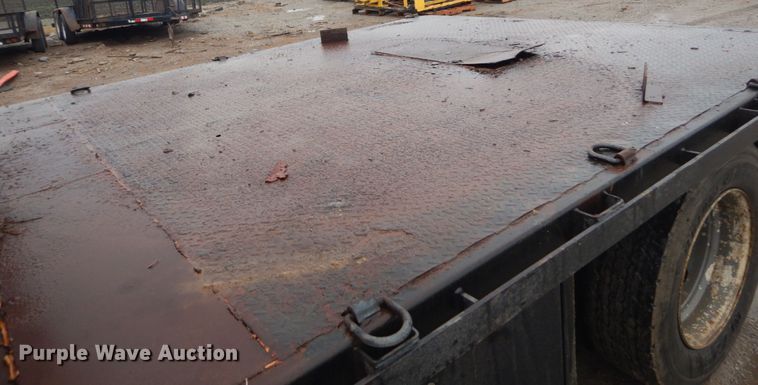 image for item DH5230 2001 International 4700  flatbed truck