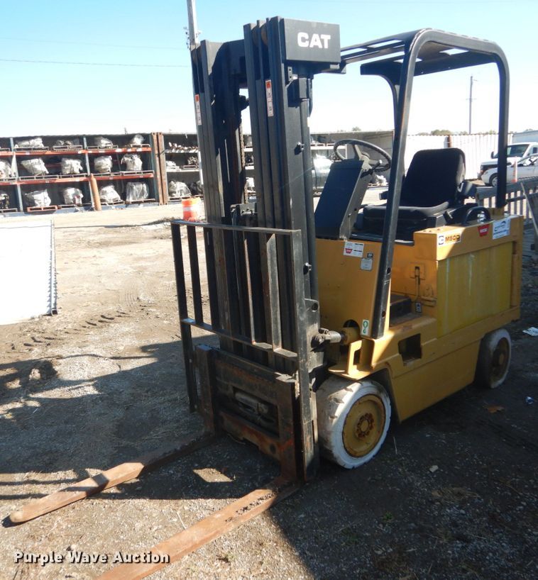 image for item DH5239 Caterpillar M50D  forklift