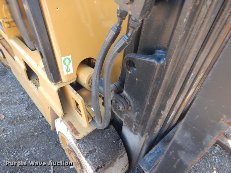 image for item DH5239 Caterpillar M50D  forklift