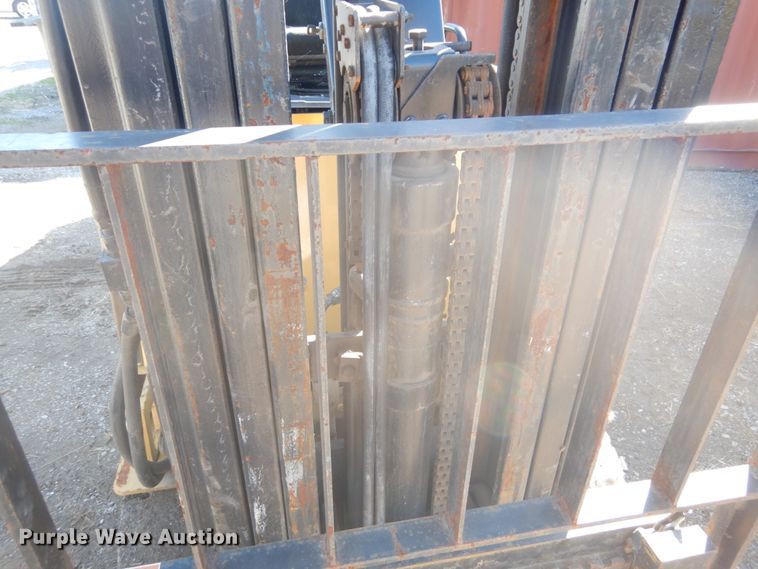 image for item DH5239 Caterpillar M50D  forklift