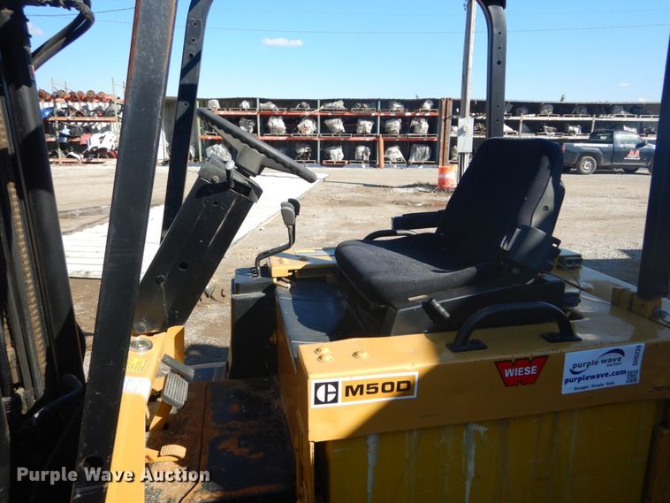 image for item DH5239 Caterpillar M50D  forklift
