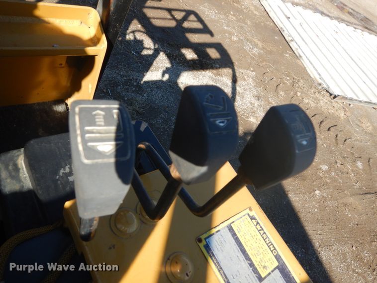 image for item DH5239 Caterpillar M50D  forklift