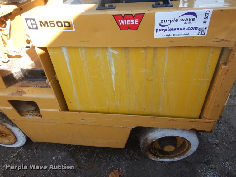 image for item DH5239 Caterpillar M50D  forklift