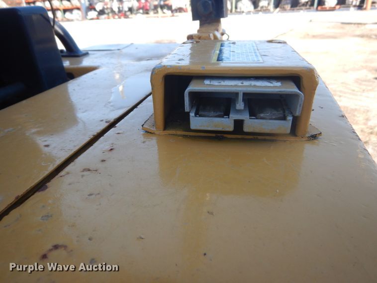 image for item DH5239 Caterpillar M50D  forklift