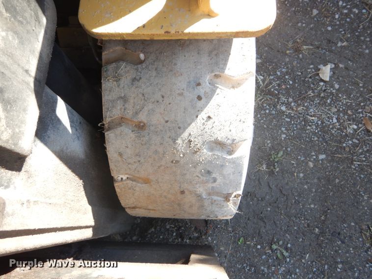 image for item DH5239 Caterpillar M50D  forklift