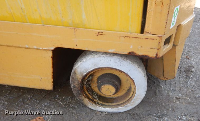 image for item DH5239 Caterpillar M50D  forklift