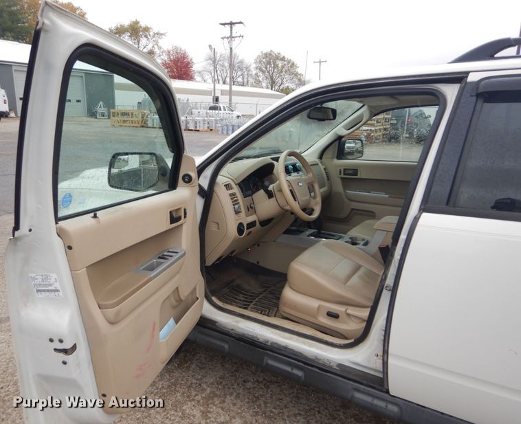 image for item DH5240 2012 Ford Escape XLT  SUV