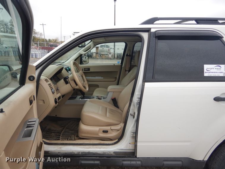 image for item DH5240 2012 Ford Escape XLT  SUV