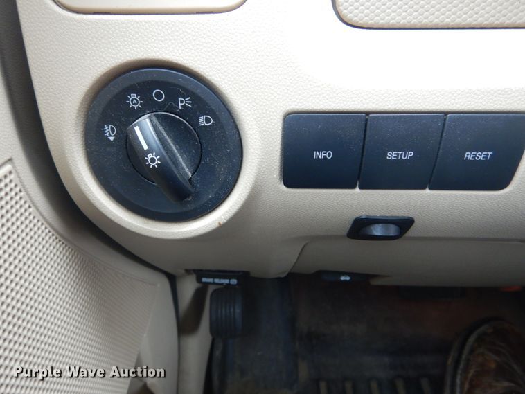 image for item DH5240 2012 Ford Escape XLT  SUV