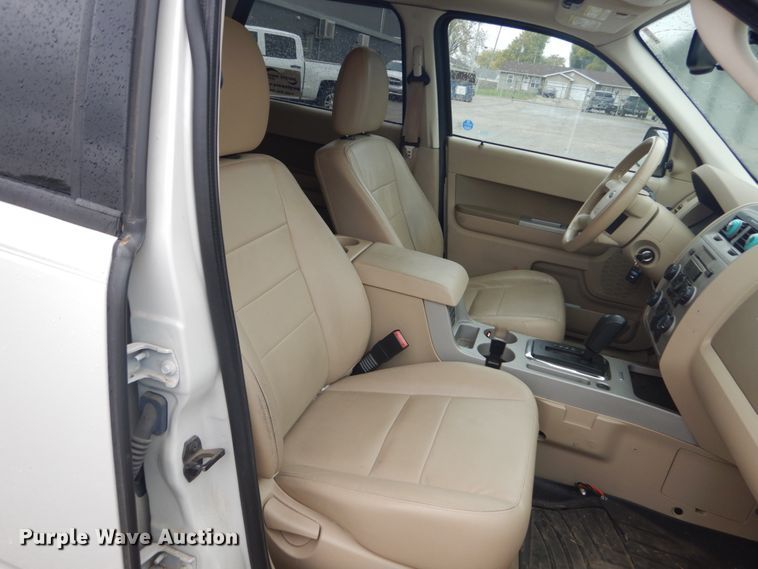 image for item DH5240 2012 Ford Escape XLT  SUV