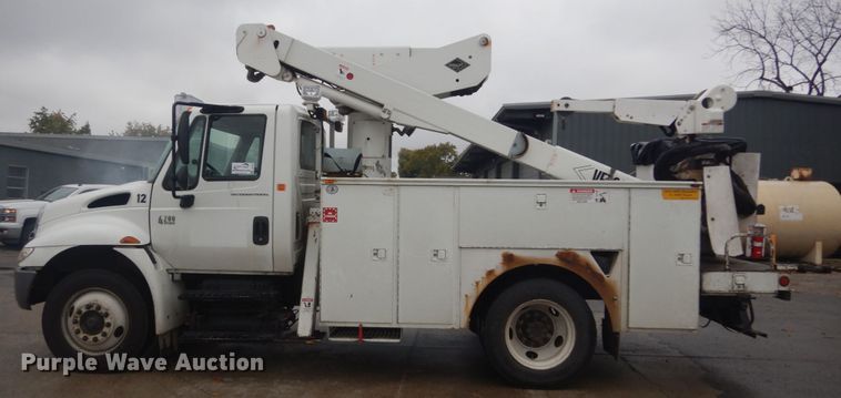 image for item DH5241 2007 International 4200  bucket truck