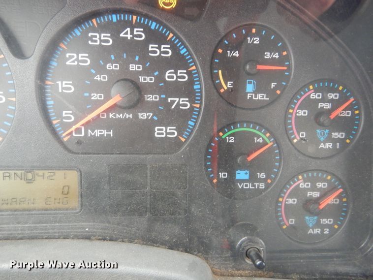 image for item DH5241 2007 International 4200  bucket truck