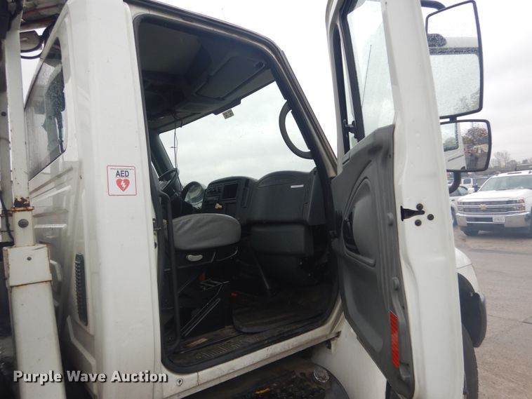 image for item DH5241 2007 International 4200  bucket truck