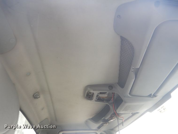 image for item DH5241 2007 International 4200  bucket truck