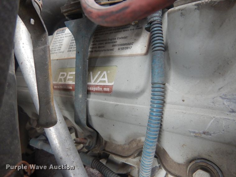 image for item DH5241 2007 International 4200  bucket truck