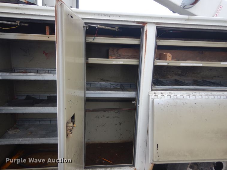 image for item DH5241 2007 International 4200  bucket truck