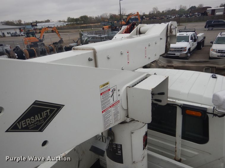 image for item DH5241 2007 International 4200  bucket truck