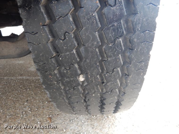 image for item DH5241 2007 International 4200  bucket truck