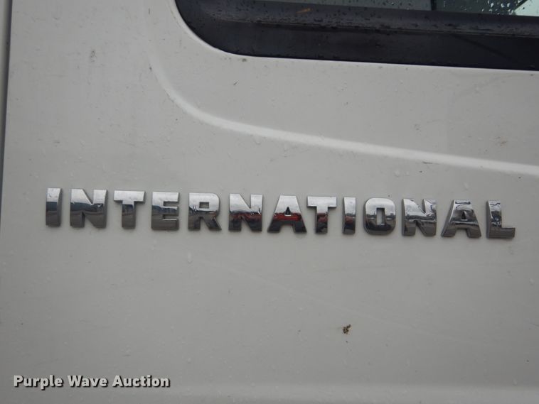 image for item DH5241 2007 International 4200  bucket truck