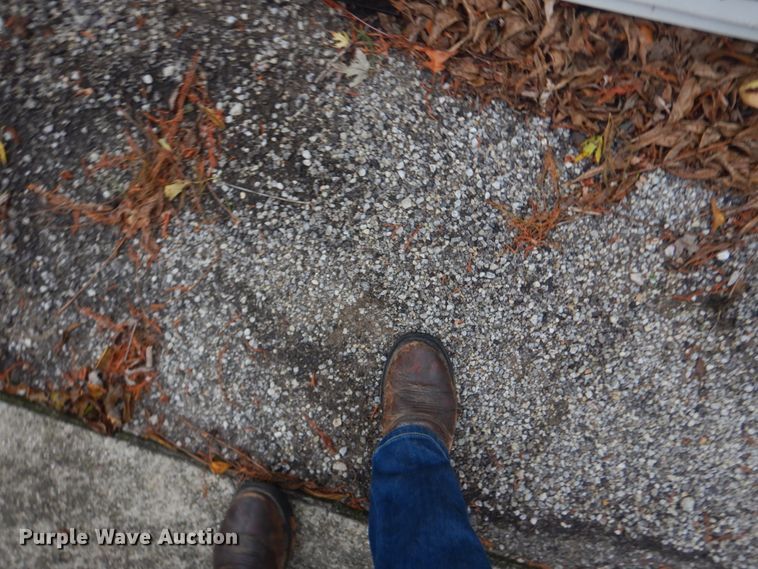 image for item DH5241 2007 International 4200  bucket truck