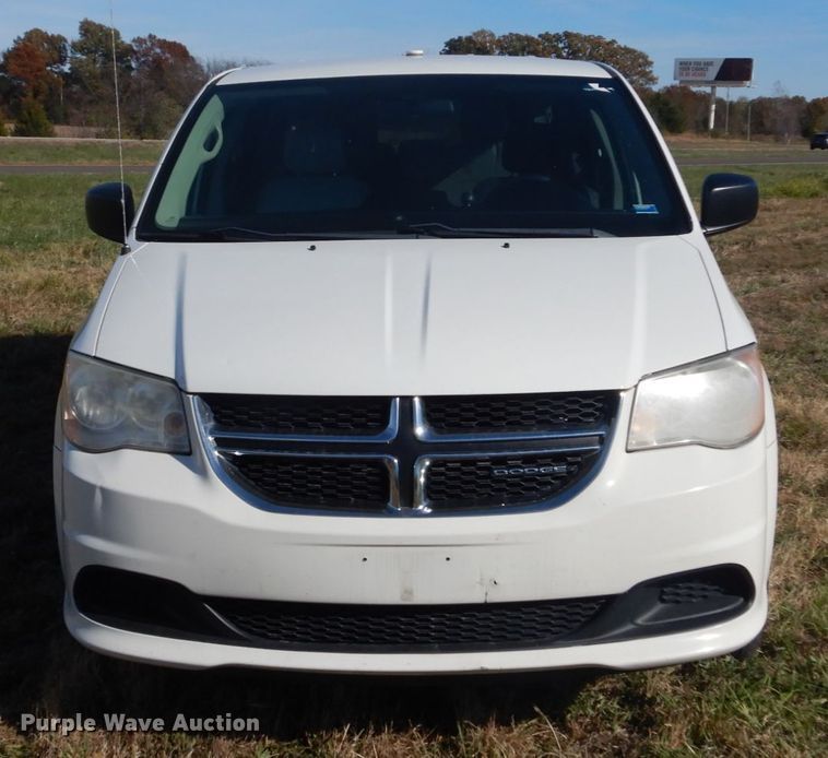 image for item DH5246 2011 Dodge Grand Caravan  Braun Entervan handicap accessible van