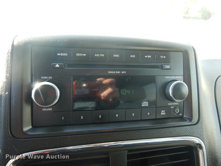 image for item DH5246 2011 Dodge Grand Caravan  Braun Entervan handicap accessible van