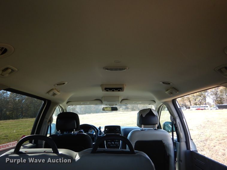 image for item DH5246 2011 Dodge Grand Caravan  Braun Entervan handicap accessible van