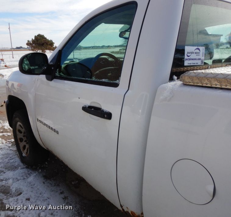 image for item DH6737 2008 Chevrolet Silverado 1500  pickup truck