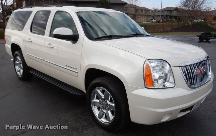 image for item DH7008 2013 GMC Yukon XL SLT  SUV
