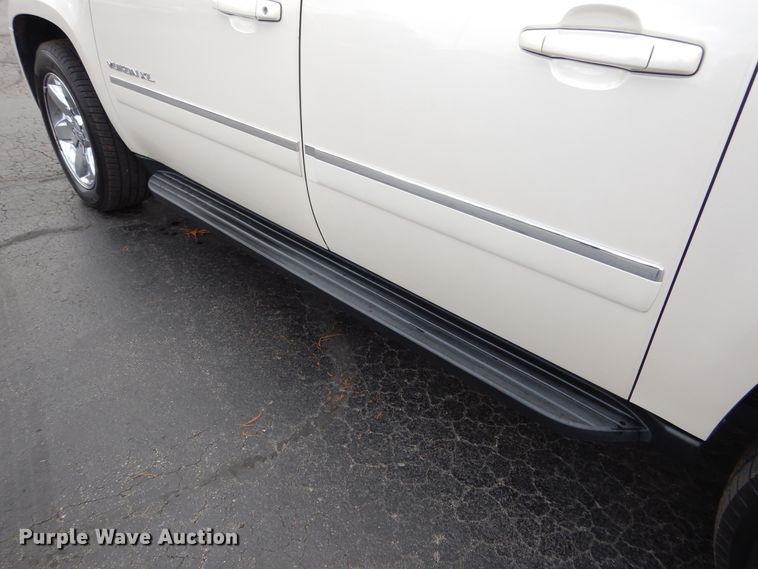 image for item DH7008 2013 GMC Yukon XL SLT  SUV