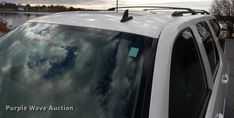 image for item DH7008 2013 GMC Yukon XL SLT  SUV