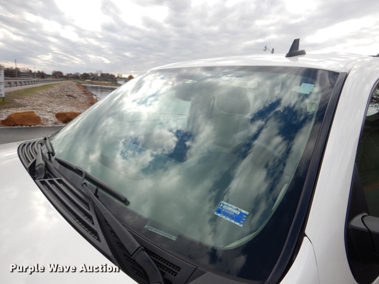 image for item DH7008 2013 GMC Yukon XL SLT  SUV