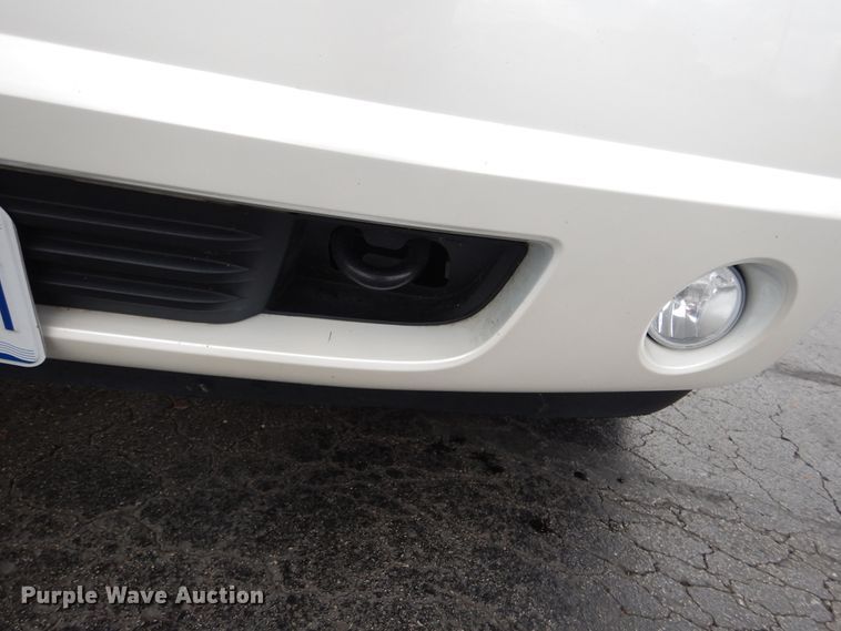 image for item DH7008 2013 GMC Yukon XL SLT  SUV