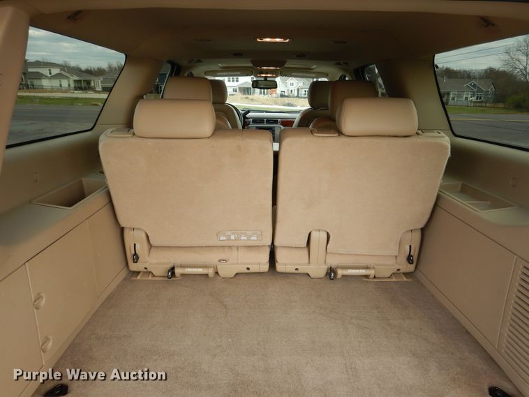 image for item DH7008 2013 GMC Yukon XL SLT  SUV