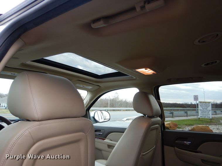 image for item DH7008 2013 GMC Yukon XL SLT  SUV