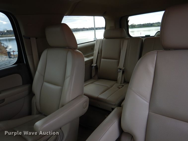 image for item DH7008 2013 GMC Yukon XL SLT  SUV