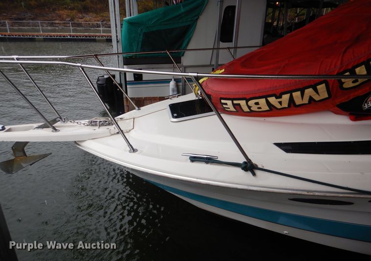 image for item DI0496 1993 Bayliner 3055 Cierra Sunbridge  boat