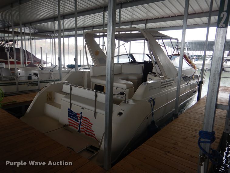 image for item DI0496 1993 Bayliner 3055 Cierra Sunbridge  boat
