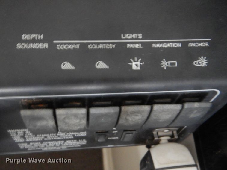 image for item DI0496 1993 Bayliner 3055 Cierra Sunbridge  boat