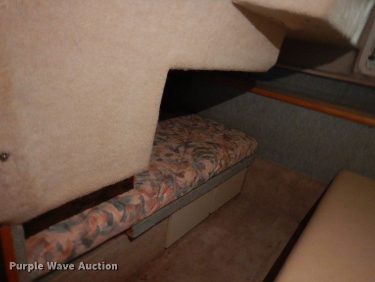 image for item DI0496 1993 Bayliner 3055 Cierra Sunbridge  boat