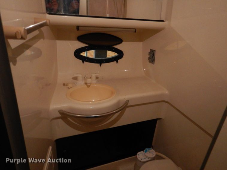 image for item DI0496 1993 Bayliner 3055 Cierra Sunbridge  boat