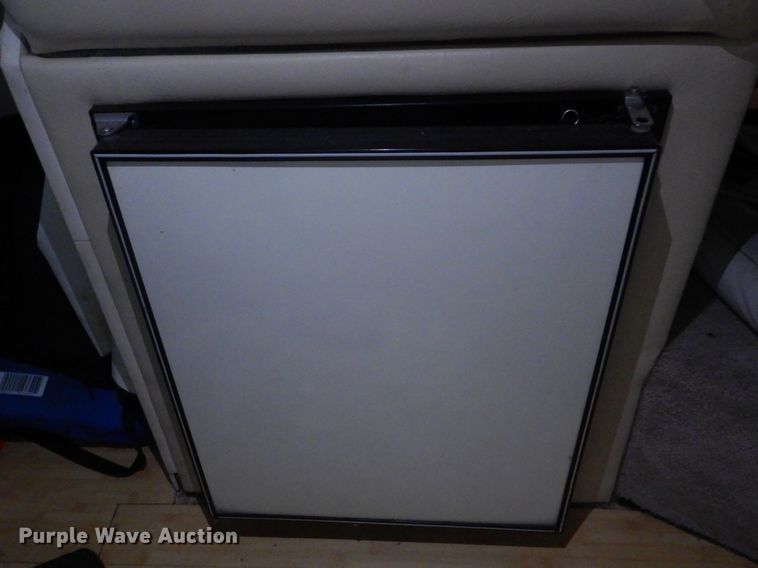 image for item DI0496 1993 Bayliner 3055 Cierra Sunbridge  boat